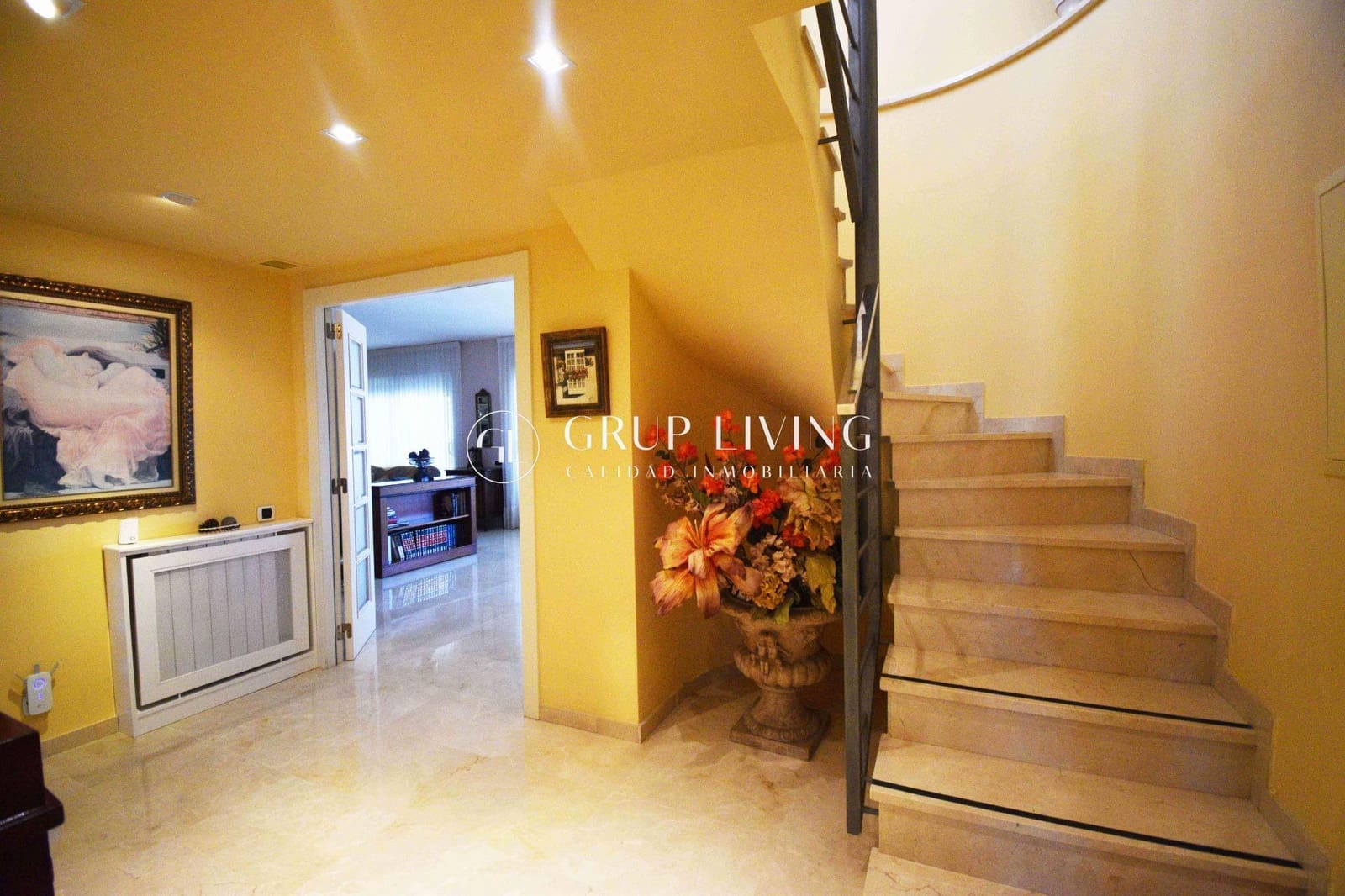 5 bedroom Flat for rent in Sitges with pool garage - € 4,900 (Ref: 9104735)