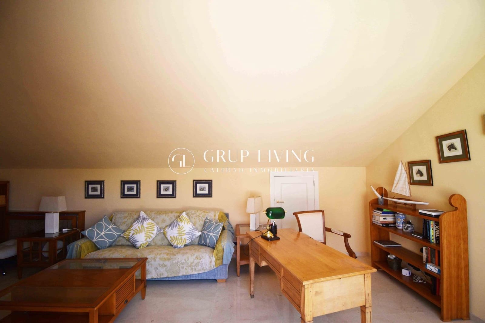 5 bedroom Flat for rent in Sitges with pool garage - € 4,900 (Ref: 9104735)