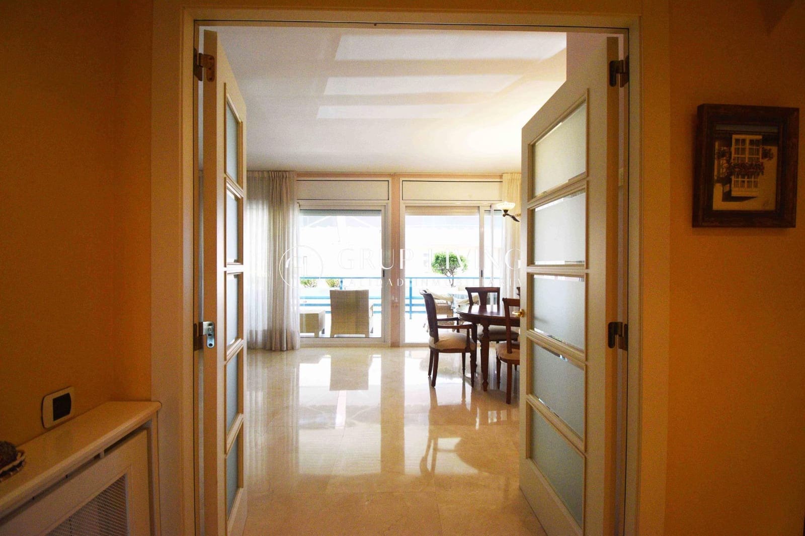 5 bedroom Flat for rent in Sitges with pool garage - € 4,900 (Ref: 9104735)