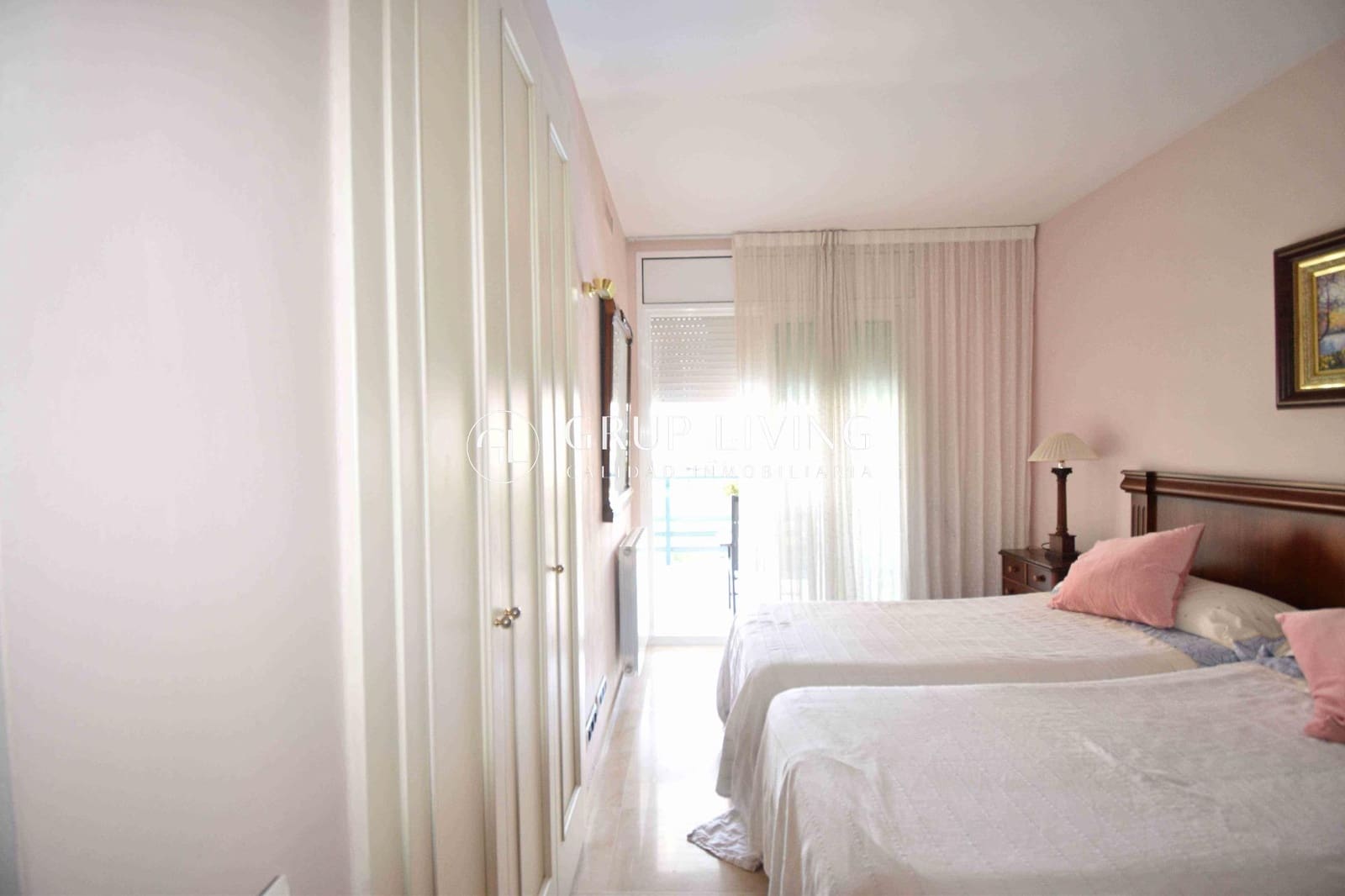 5 bedroom Flat for rent in Sitges with pool garage - € 4,900 (Ref: 9104735)