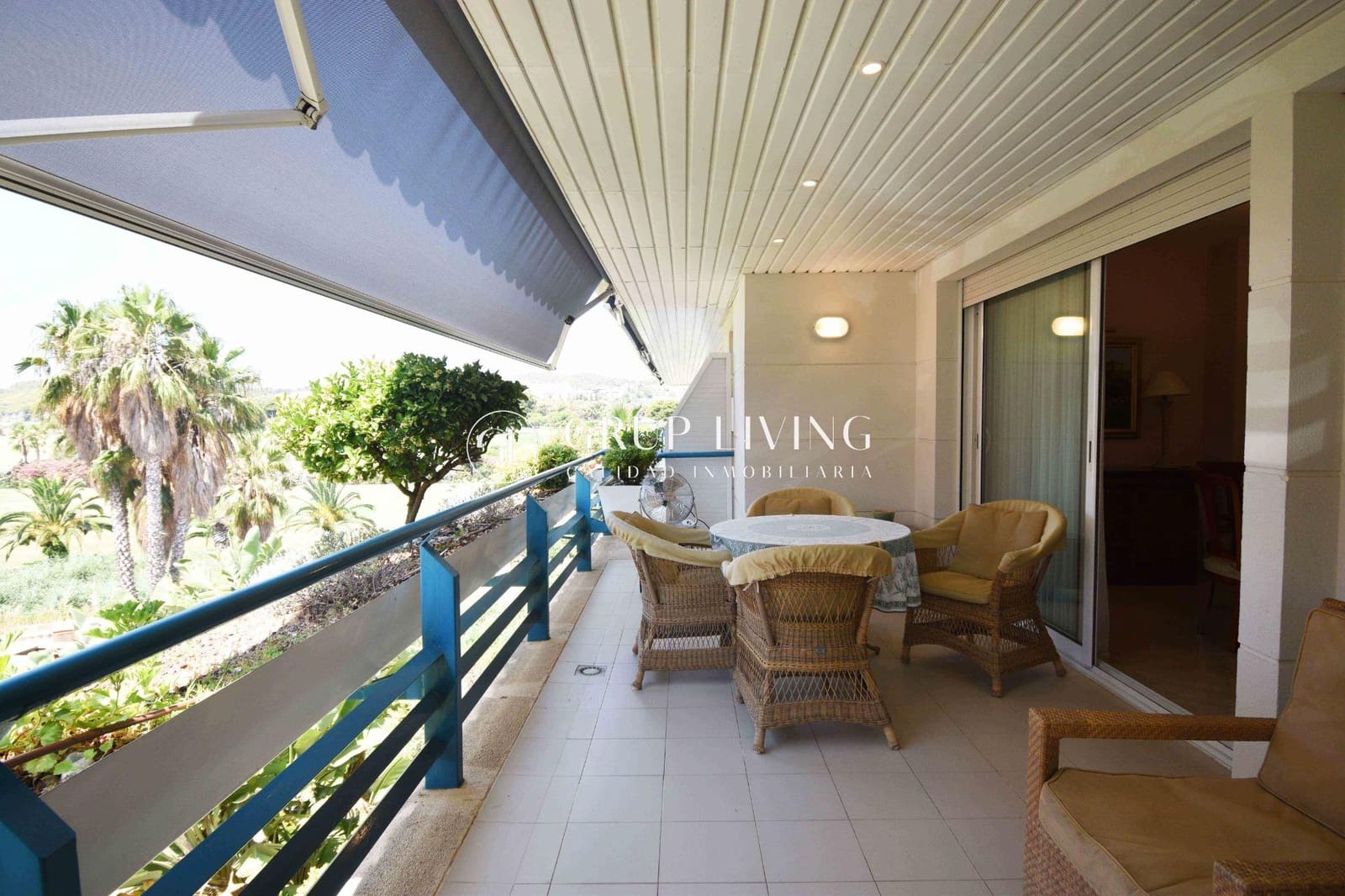 5 bedroom Flat for rent in Sitges with pool garage - € 4,900 (Ref: 9104735)