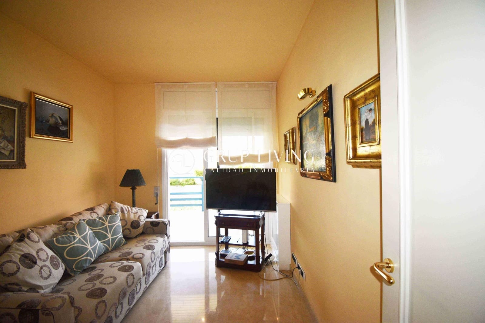 5 bedroom Flat for rent in Sitges with pool garage - € 4,900 (Ref: 9104735)