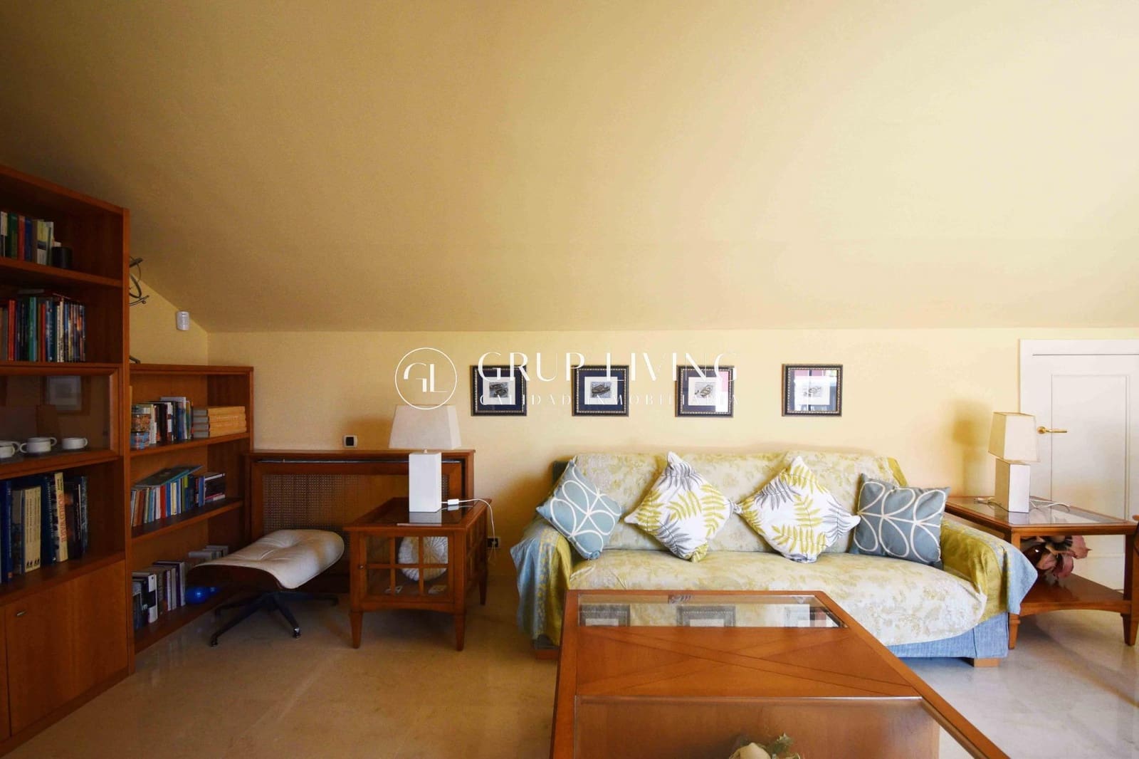 5 bedroom Flat for rent in Sitges with pool garage - € 4,900 (Ref: 9104735)