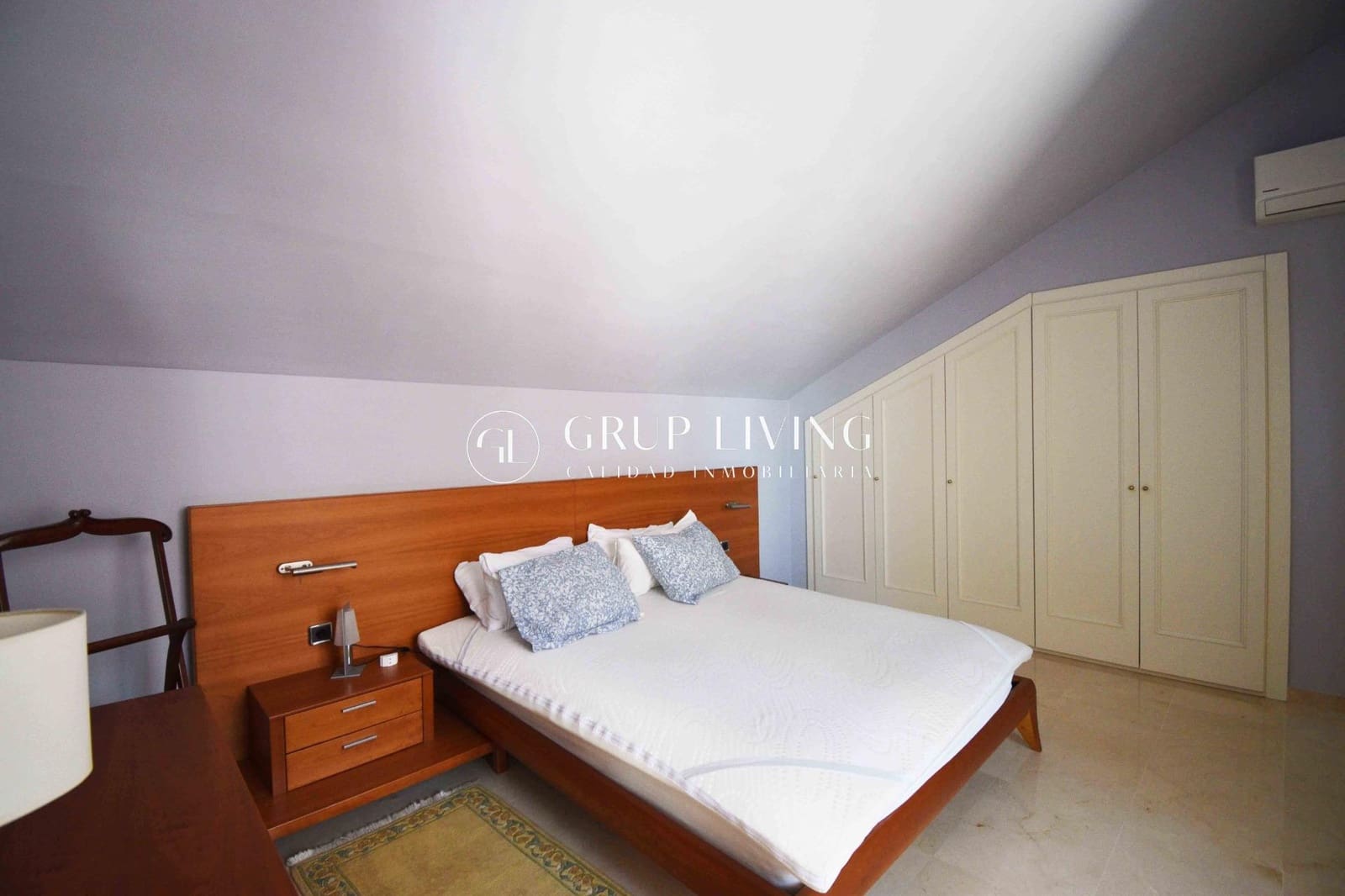 5 bedroom Flat for rent in Sitges with pool garage - € 4,900 (Ref: 9104735)