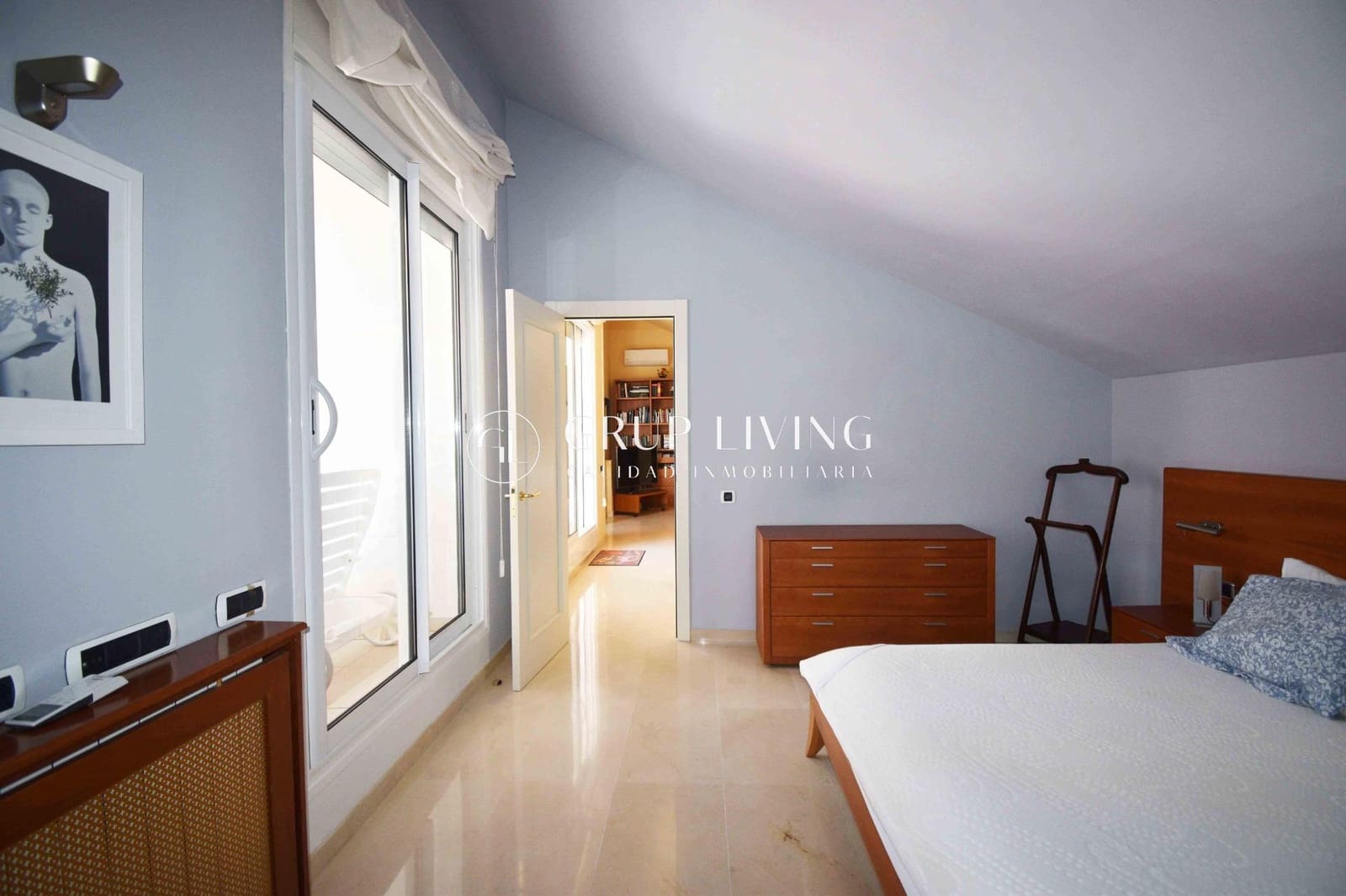 5 bedroom Flat for rent in Sitges with pool garage - € 4,900 (Ref: 9104735)