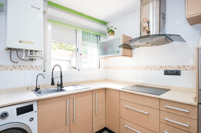 4 makuuhuone Asunto myytävänä paikassa Sitges mukana uima-altaan 
autotalli - 720 000 € (Ref: 9108814)
