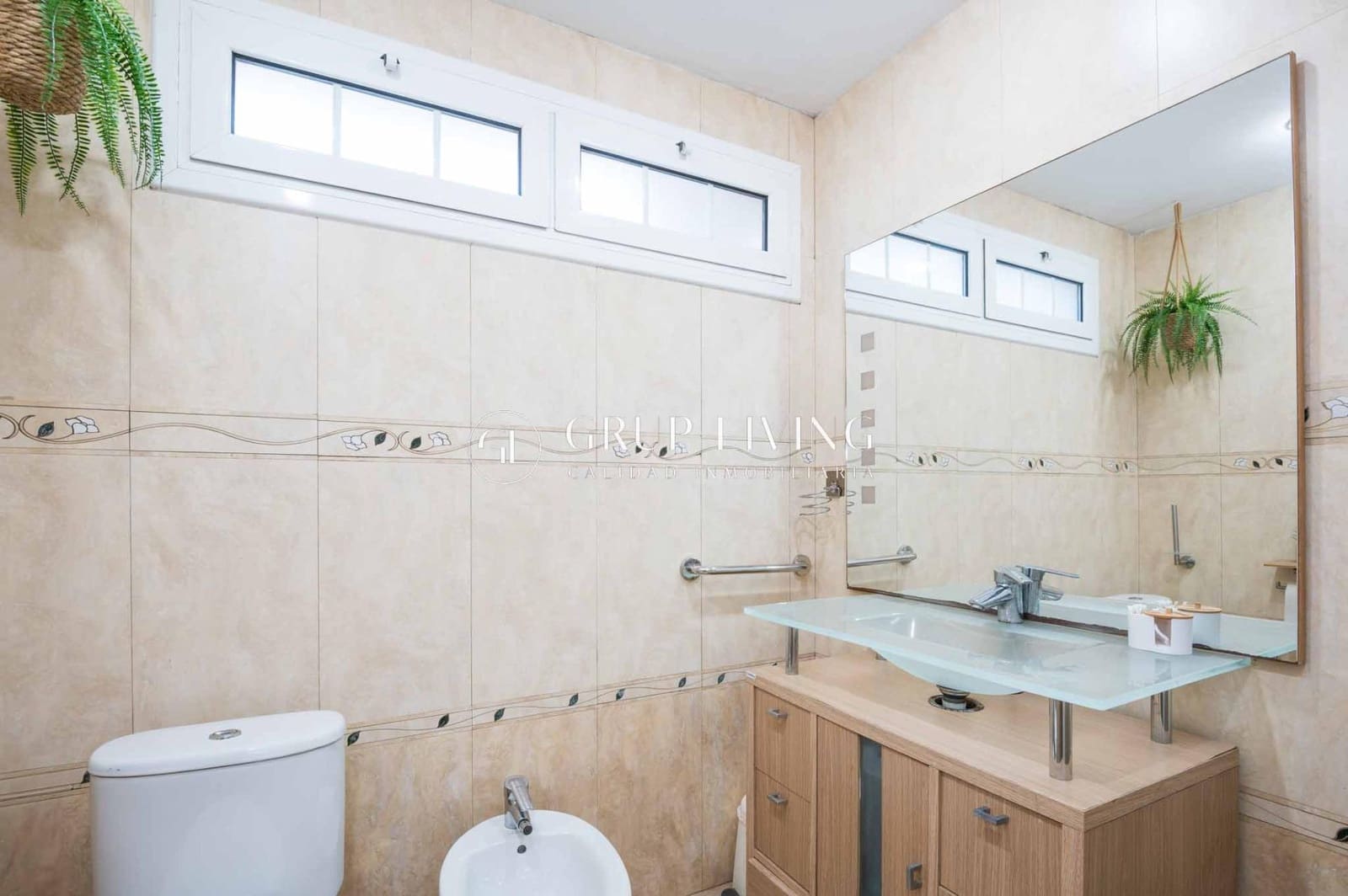 4 bedroom Flat for sale in Sitges with pool garage - € 720,000 (Ref: 9108814)