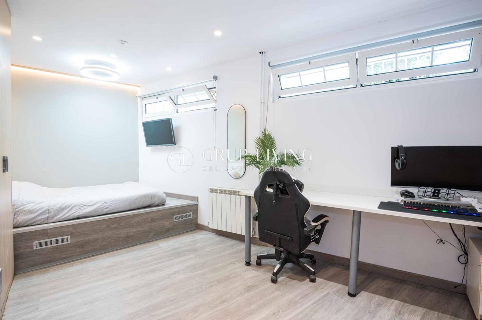 4 bedroom Flat for sale in Sitges with pool garage - € 720,000 (Ref: 9108814)
