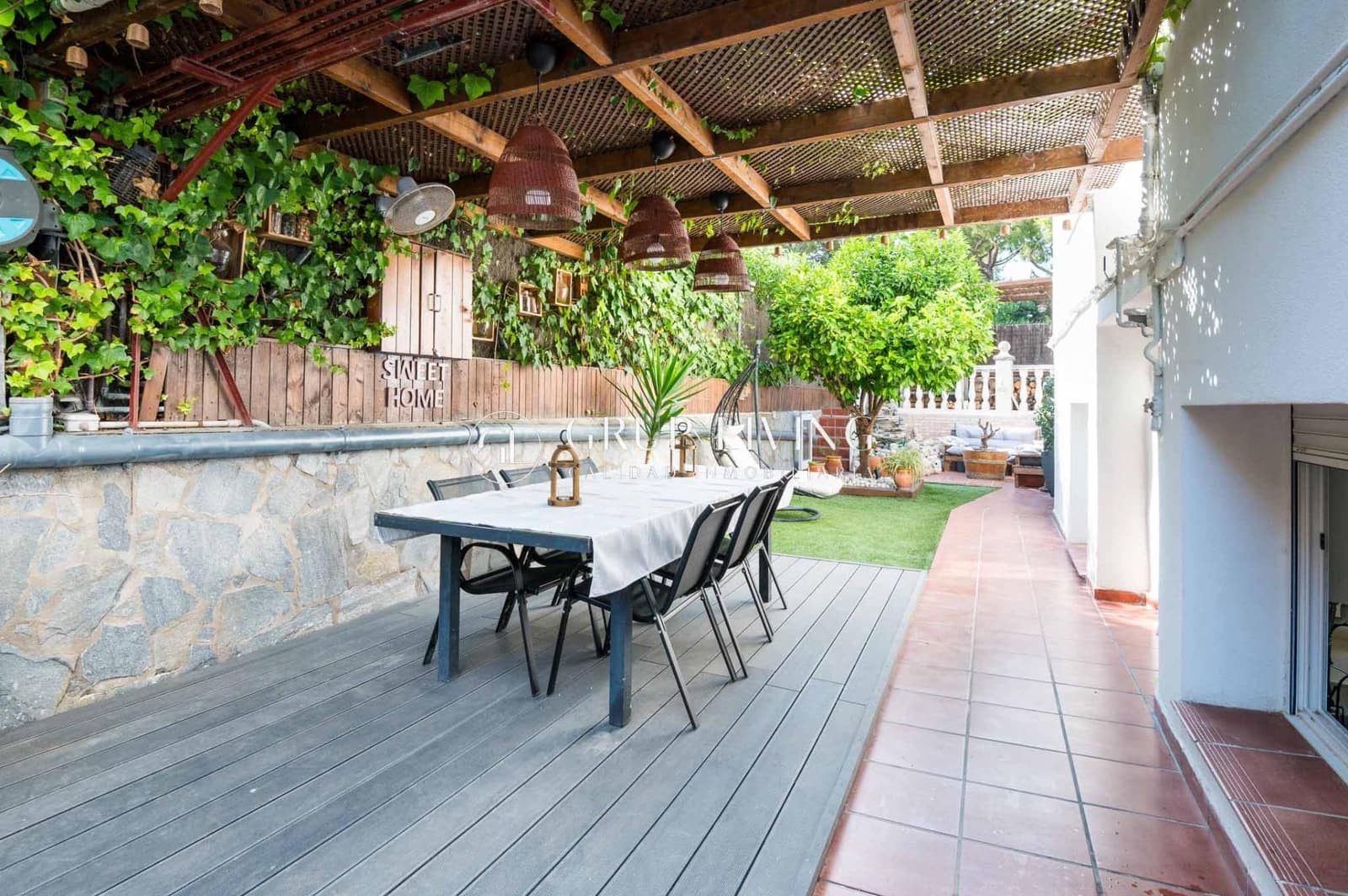 4 bedroom Flat for sale in Sitges with pool garage - € 720,000 (Ref: 9108814)