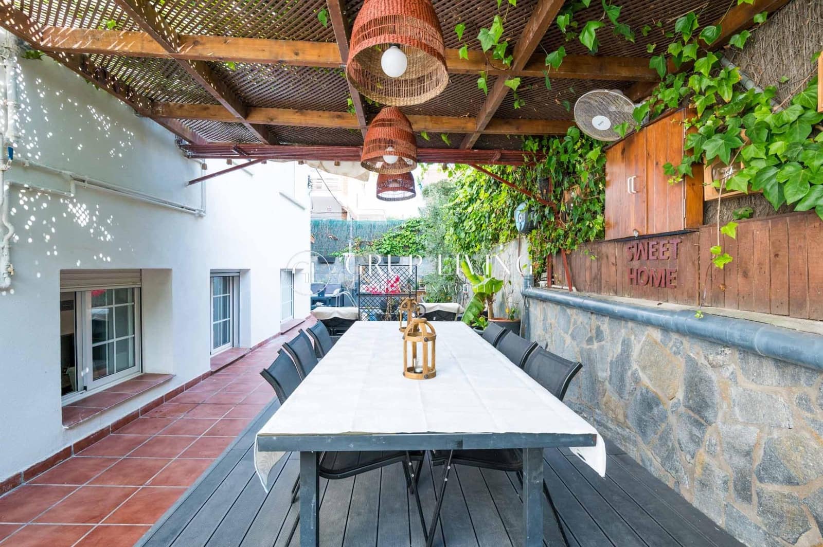 4 bedroom Flat for sale in Sitges with pool garage - € 720,000 (Ref: 9108814)