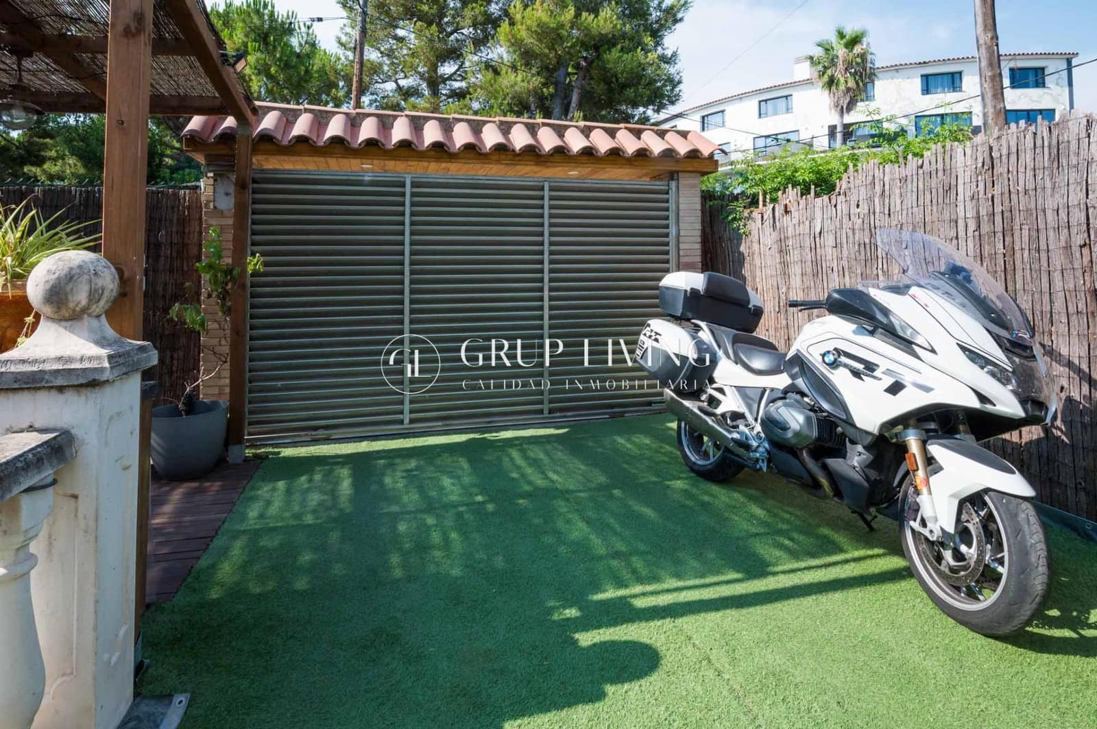 4 bedroom Flat for sale in Sitges with pool garage - € 720,000 (Ref: 9108814)