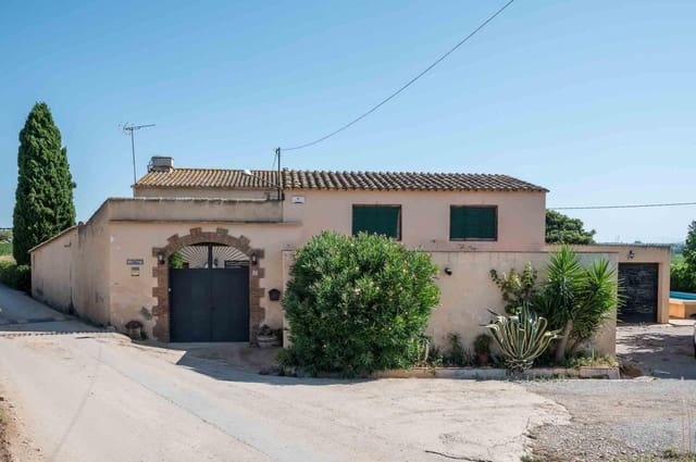 6 makuuhuone Maalaistalo myytävänä paikassa Vilafranca del Penedès mukana uima-altaan 
autotalli - 395 000 € (Ref: 9125188)