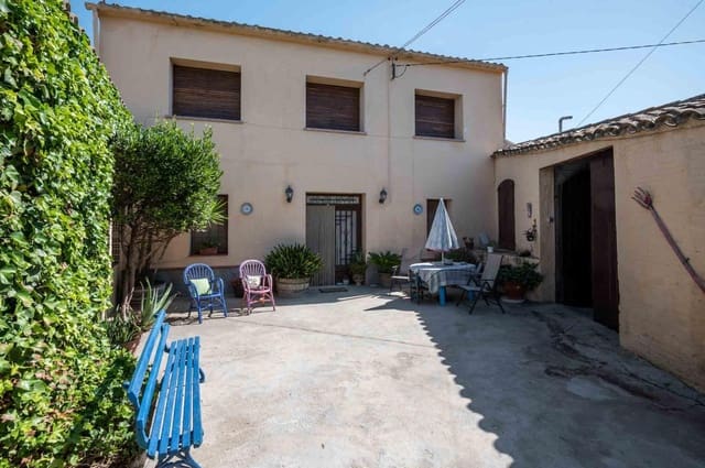 6 makuuhuone Maalaistalo myytävänä paikassa Vilafranca del Penedès mukana uima-altaan 
autotalli - 395 000 € (Ref: 9125188)