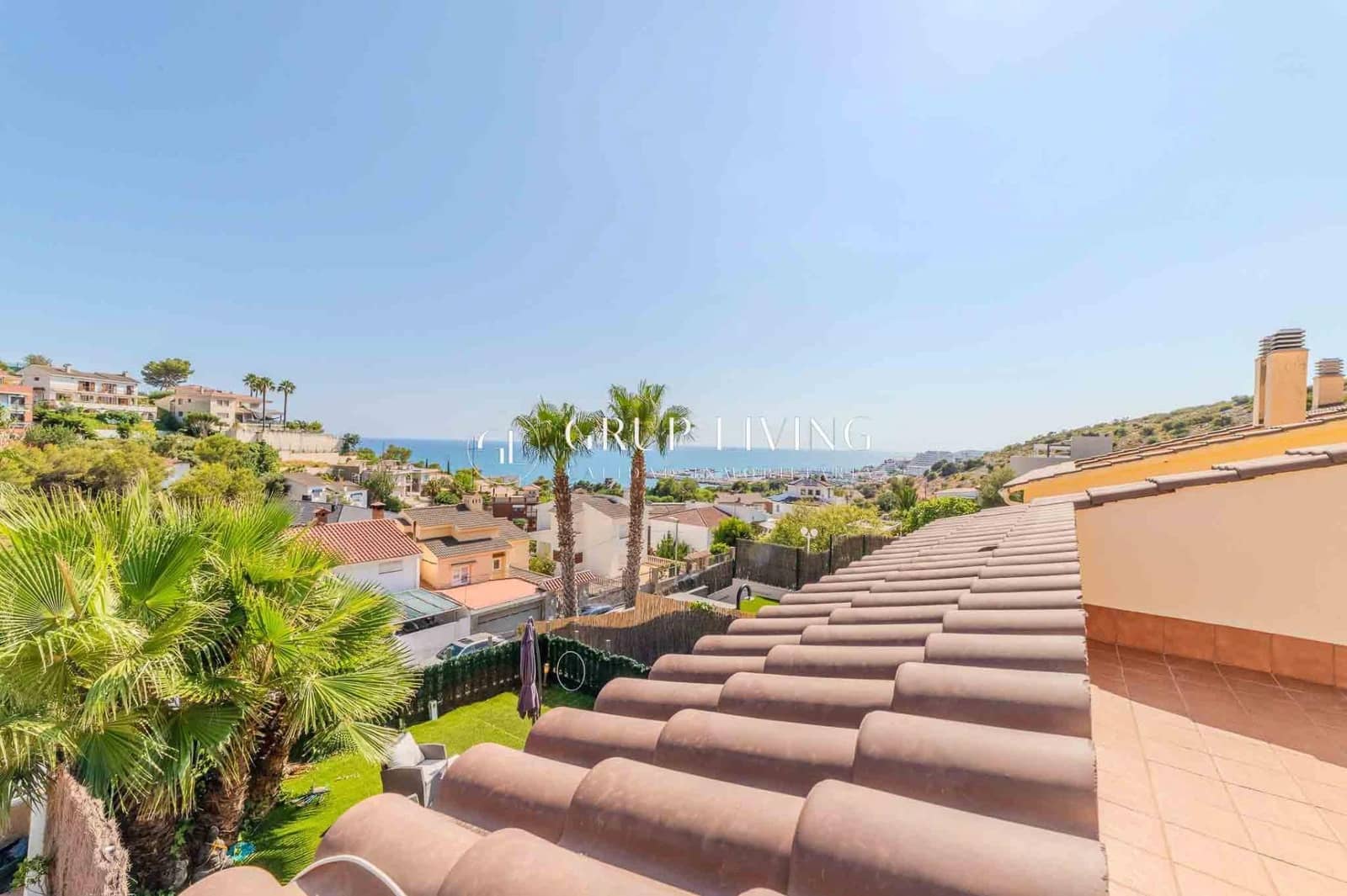 4 soveværelse Lejlighed til salg i Sitges med swimmingpool garage - € 800.000 (Ref: 9128368)