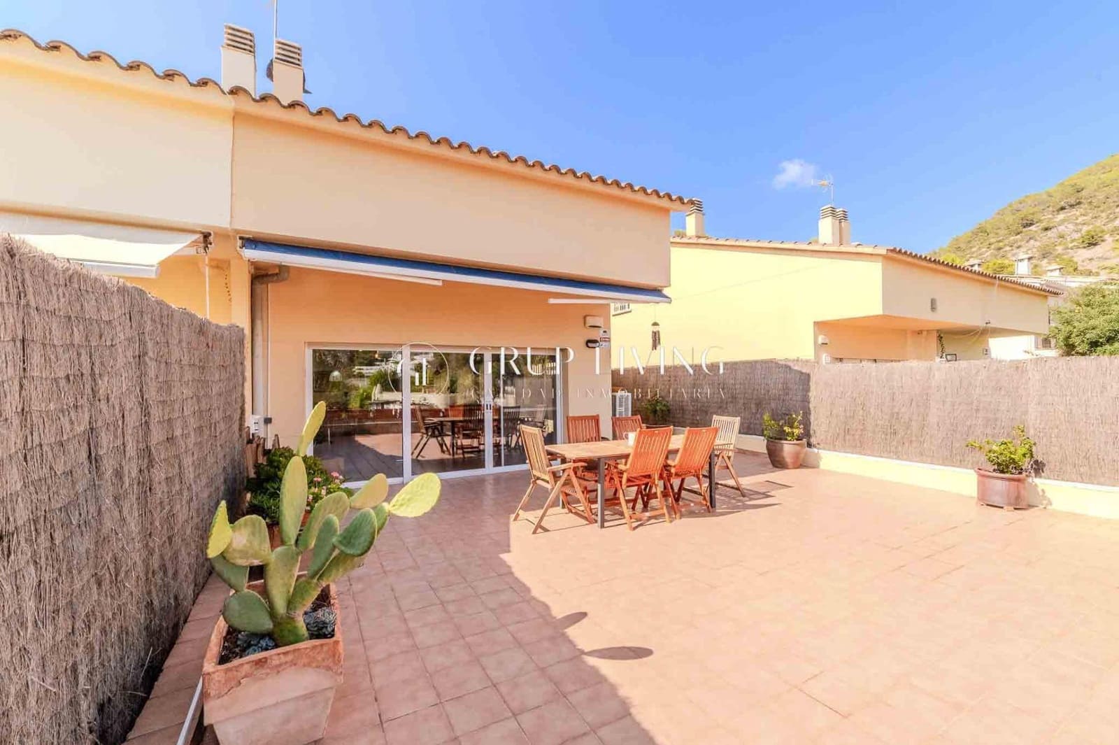 4 soveværelse Lejlighed til salg i Sitges med swimmingpool garage - € 799.000 (Ref: 9128368)