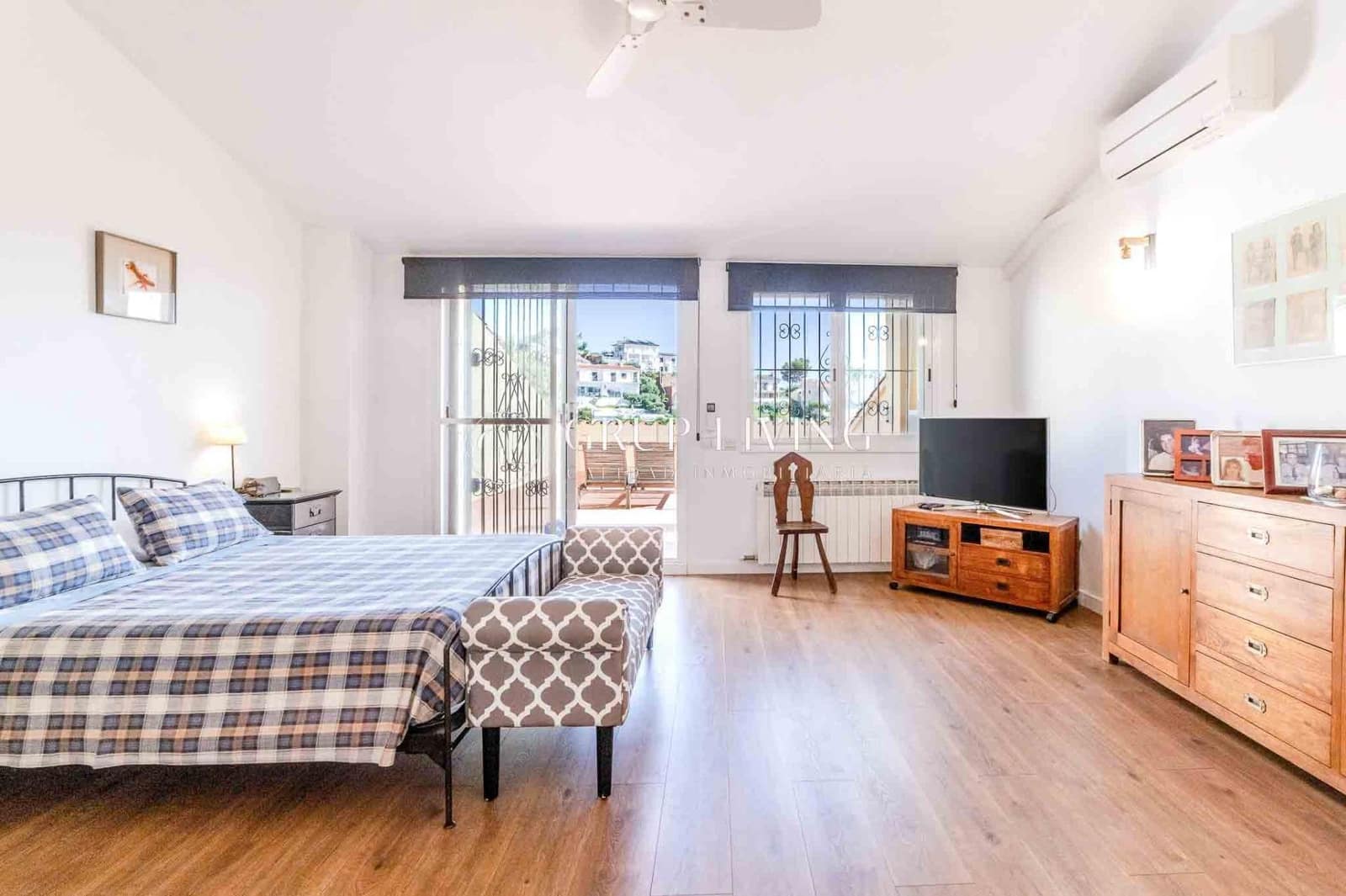 4 soveværelse Lejlighed til salg i Sitges med swimmingpool garage - € 799.000 (Ref: 9128368)