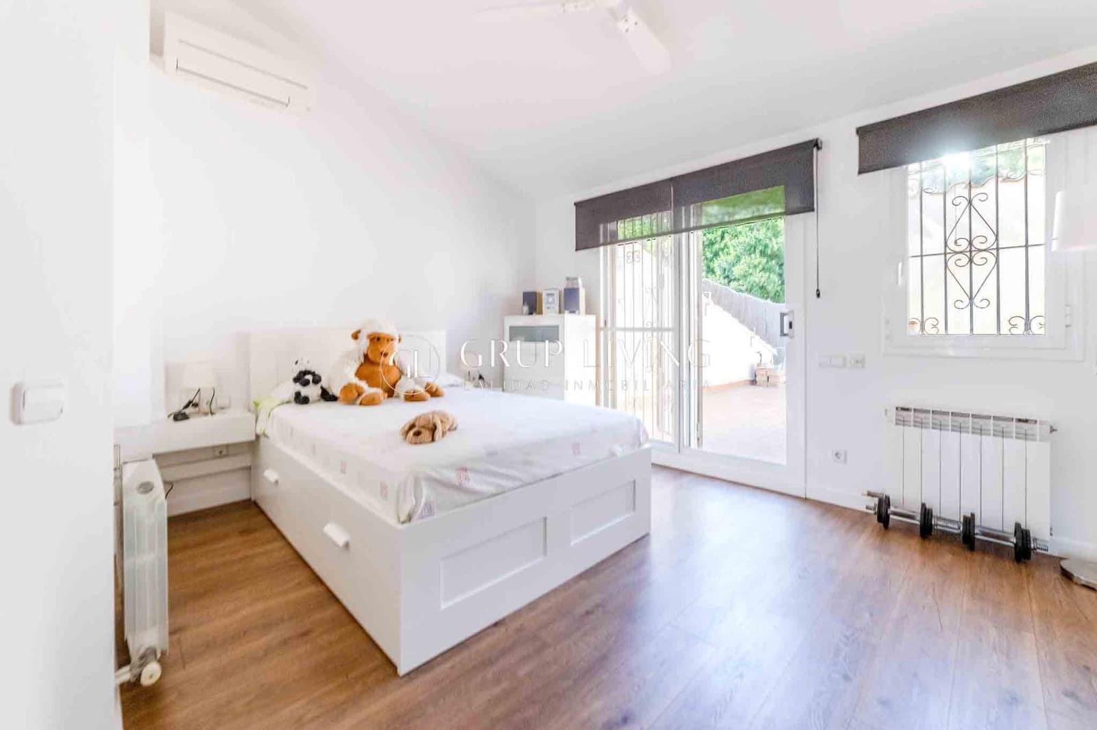 4 soveværelse Lejlighed til salg i Sitges med swimmingpool garage - € 799.000 (Ref: 9128368)