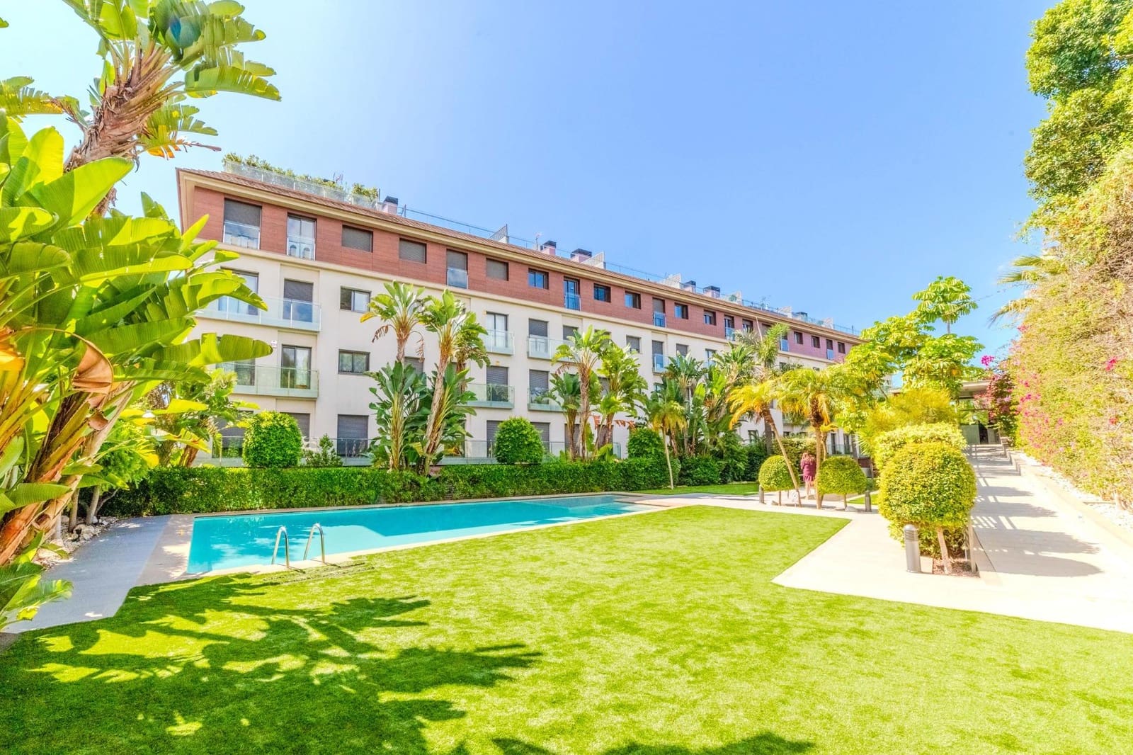 3 chambre Appartement à vendre à Sitges avec piscine garage - 940 000 € (Ref: 9145621)