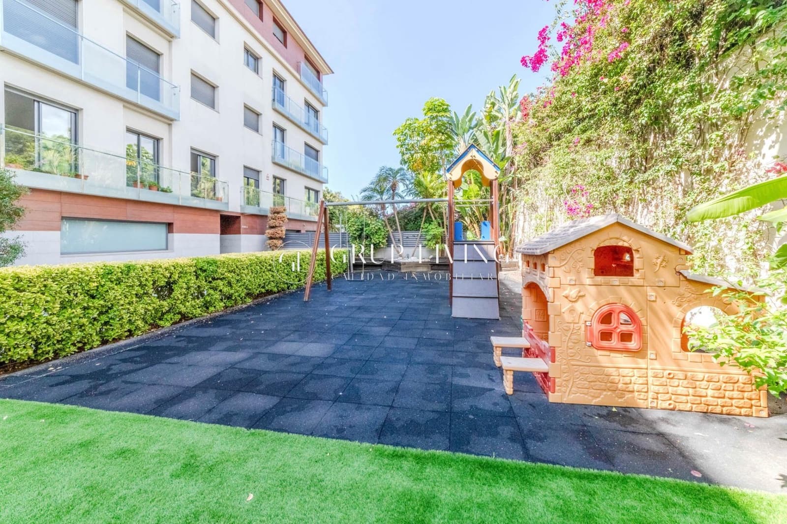 3 soverom Leilighet til leie i Sitges med svømmebasseng garasje - € 2 925 (Ref: 9145621)