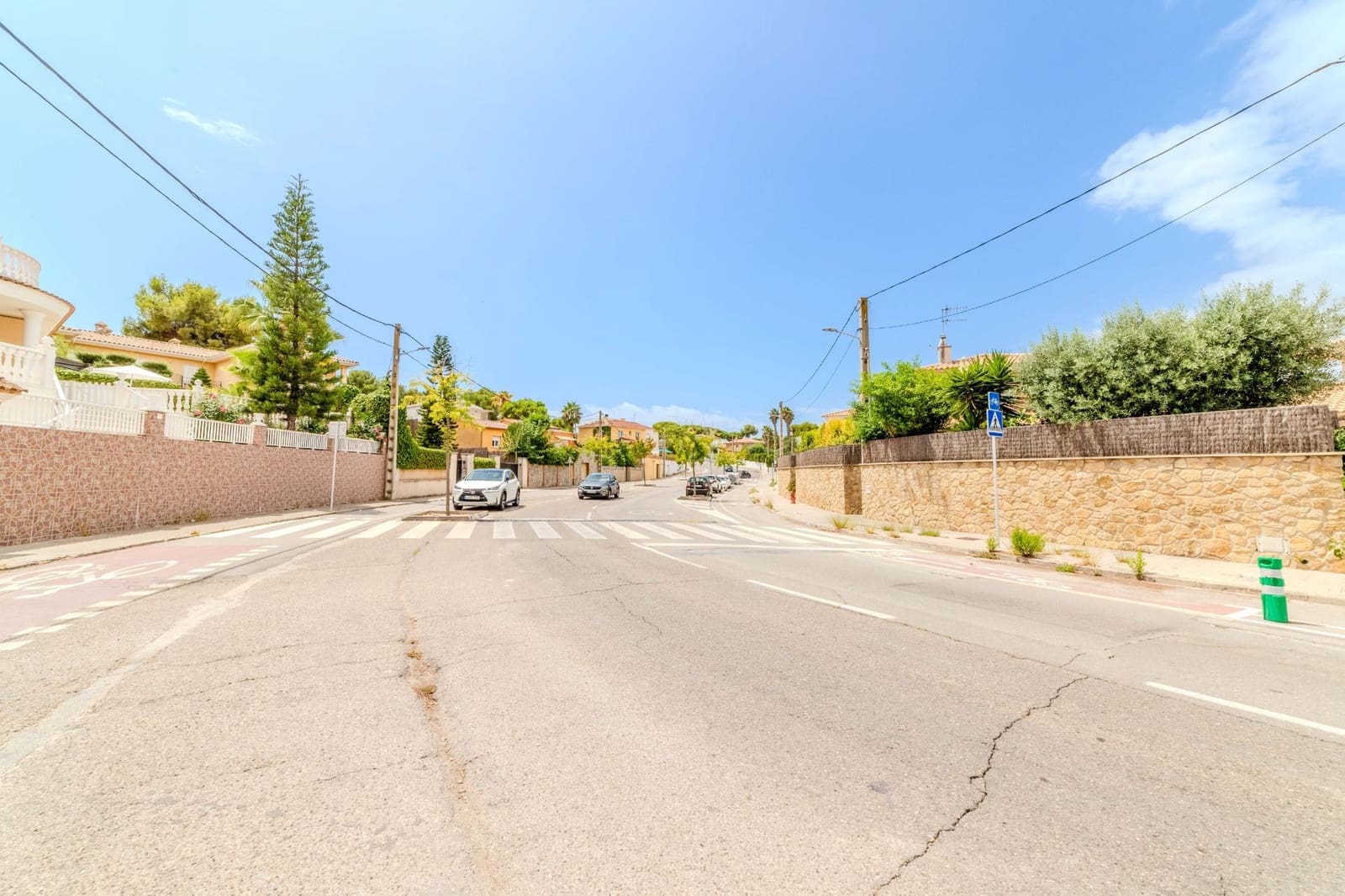 4 slaapkamer Halfvrijstaande villa te koop in Sant Pere de Ribes met zwembad garage - € 550.000 (Ref: 9149394)