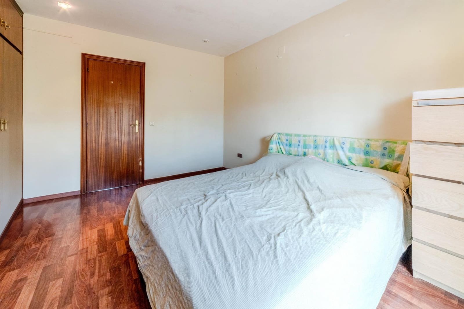 4 slaapkamer Halfvrijstaande villa te koop in Sant Pere de Ribes met zwembad garage - € 550.000 (Ref: 9149394)