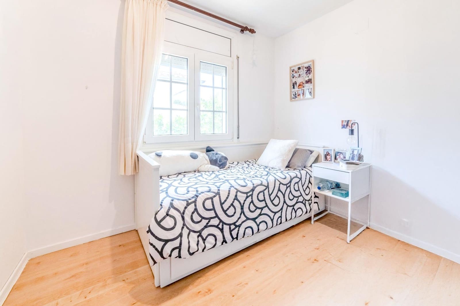 4 slaapkamer Halfvrijstaande villa te koop in Sant Pere de Ribes met zwembad garage - € 550.000 (Ref: 9149394)