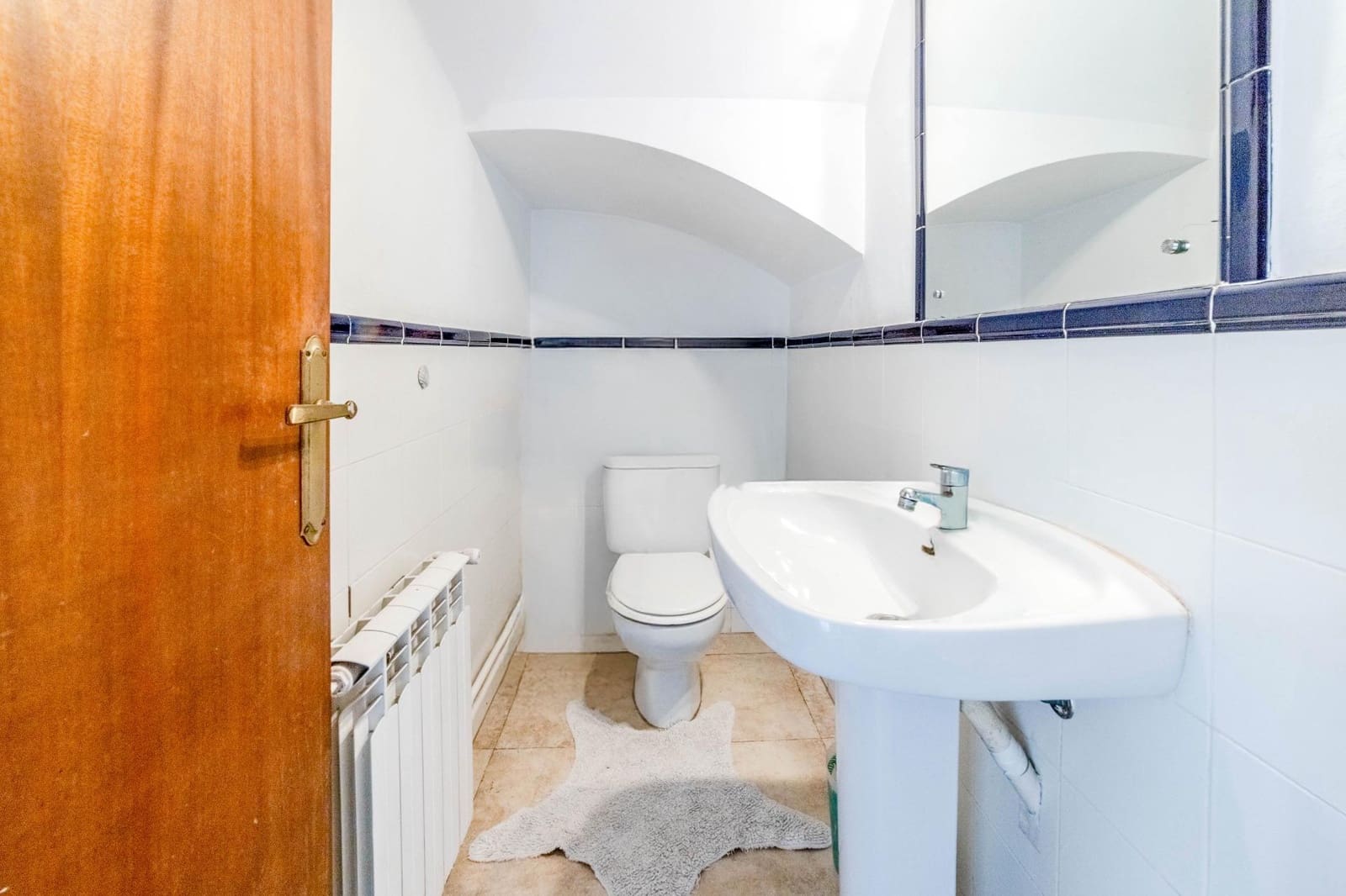 4 slaapkamer Halfvrijstaande villa te koop in Sant Pere de Ribes met zwembad garage - € 550.000 (Ref: 9149394)