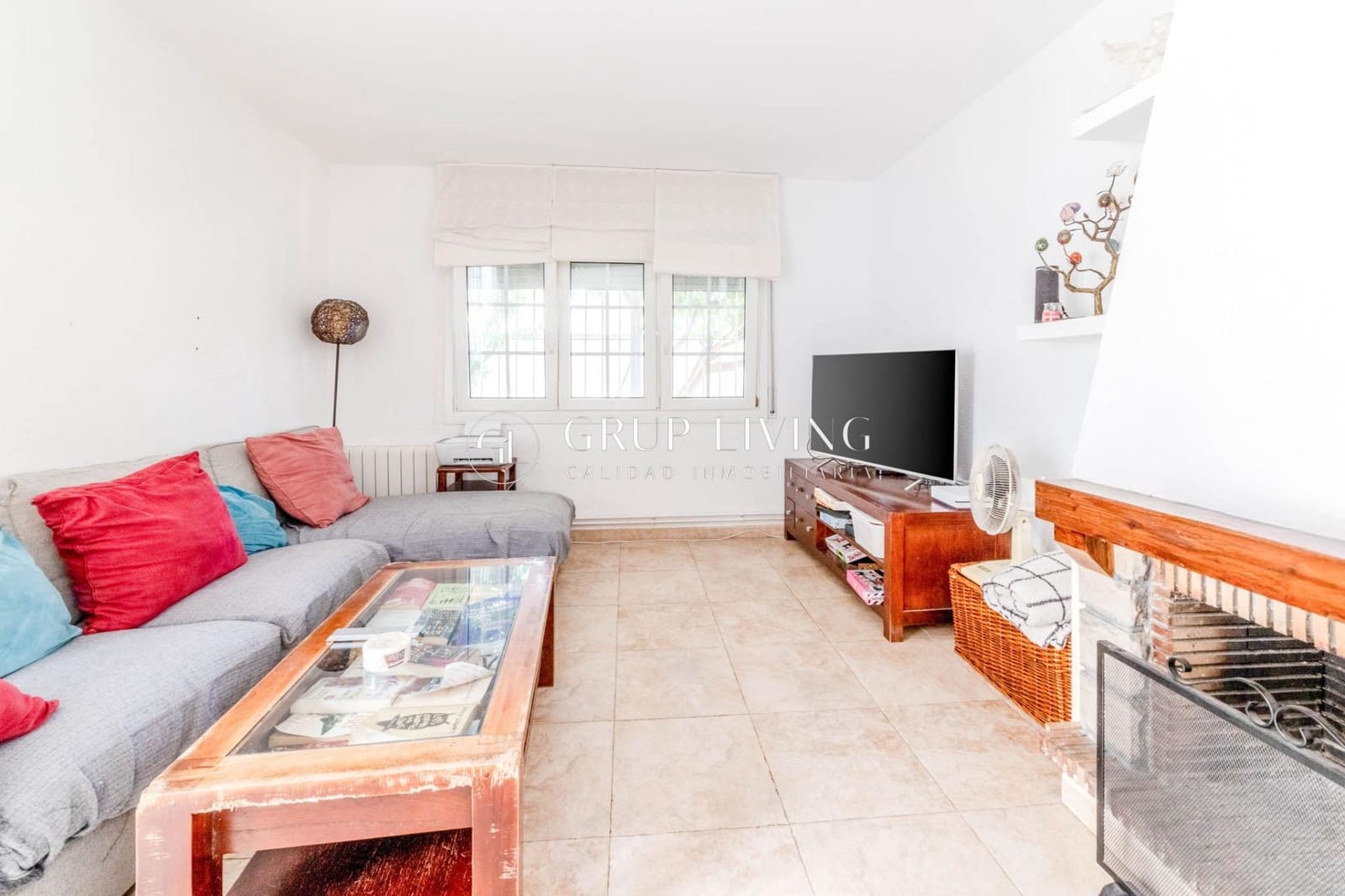Pareado de 4 habitaciones en Sant Pere de Ribes en venta con piscina garaje - 560.000 € (Ref: 9149394)