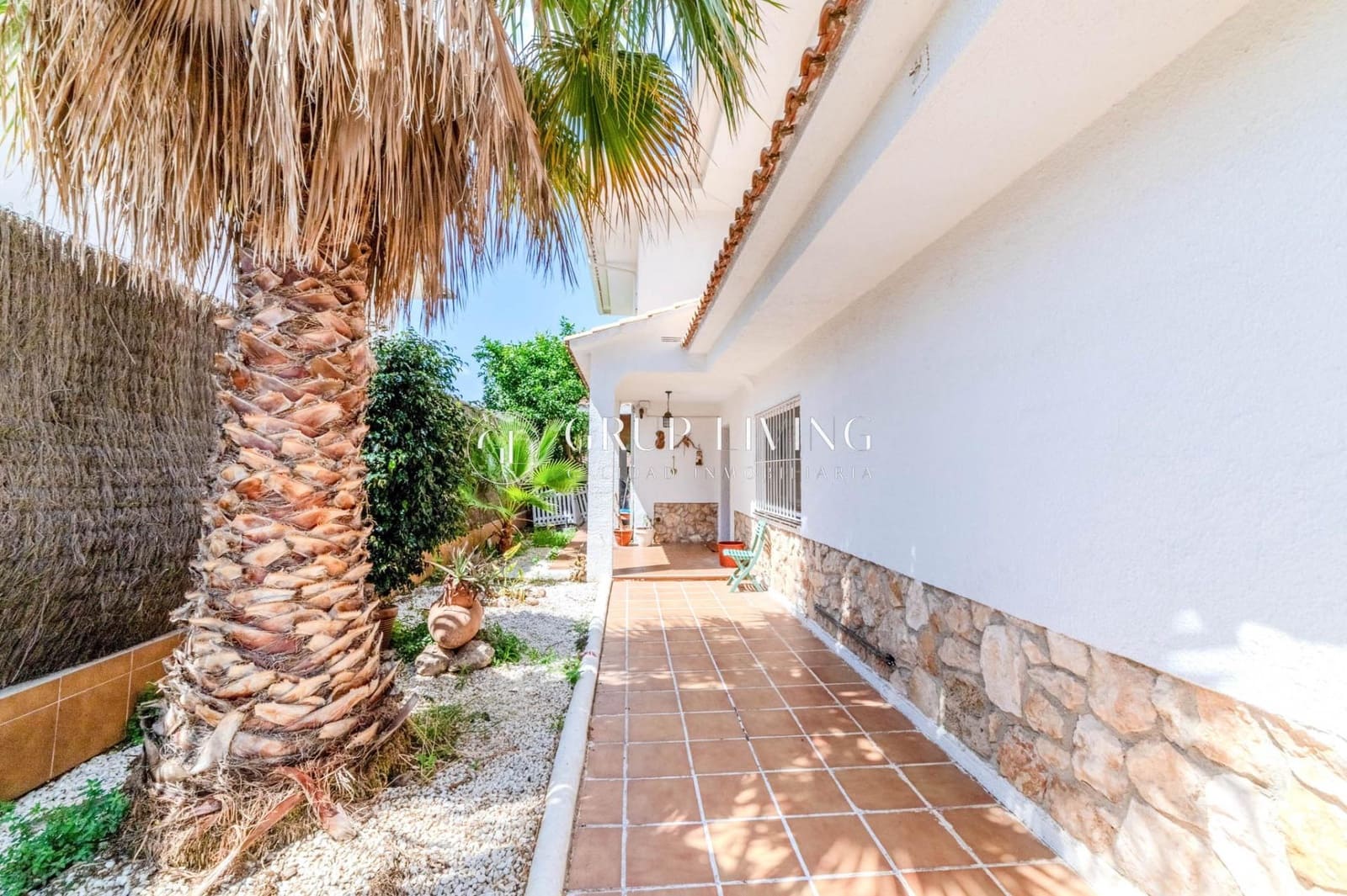 Pareado de 4 habitaciones en Sant Pere de Ribes en venta con piscina garaje - 560.000 € (Ref: 9149394)