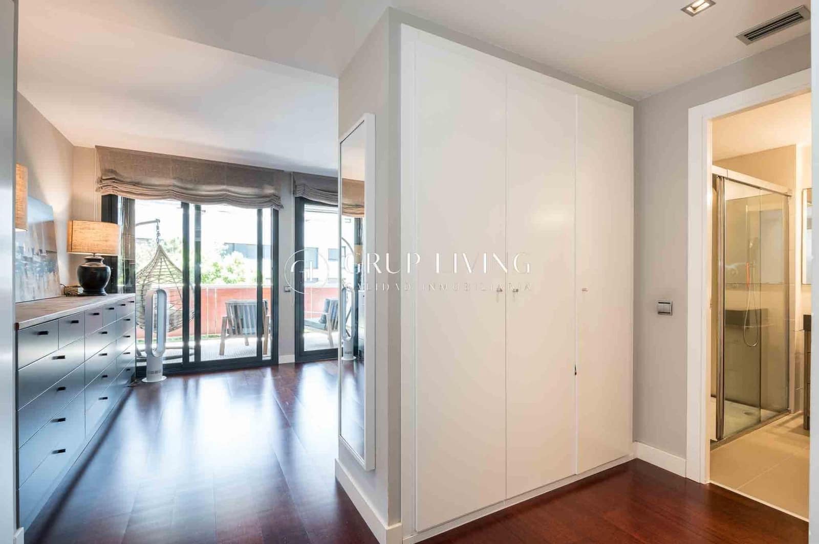 4 chambre Appartement à vendre à Sitges avec piscine garage - 1 175 000 € (Ref: 9200588)