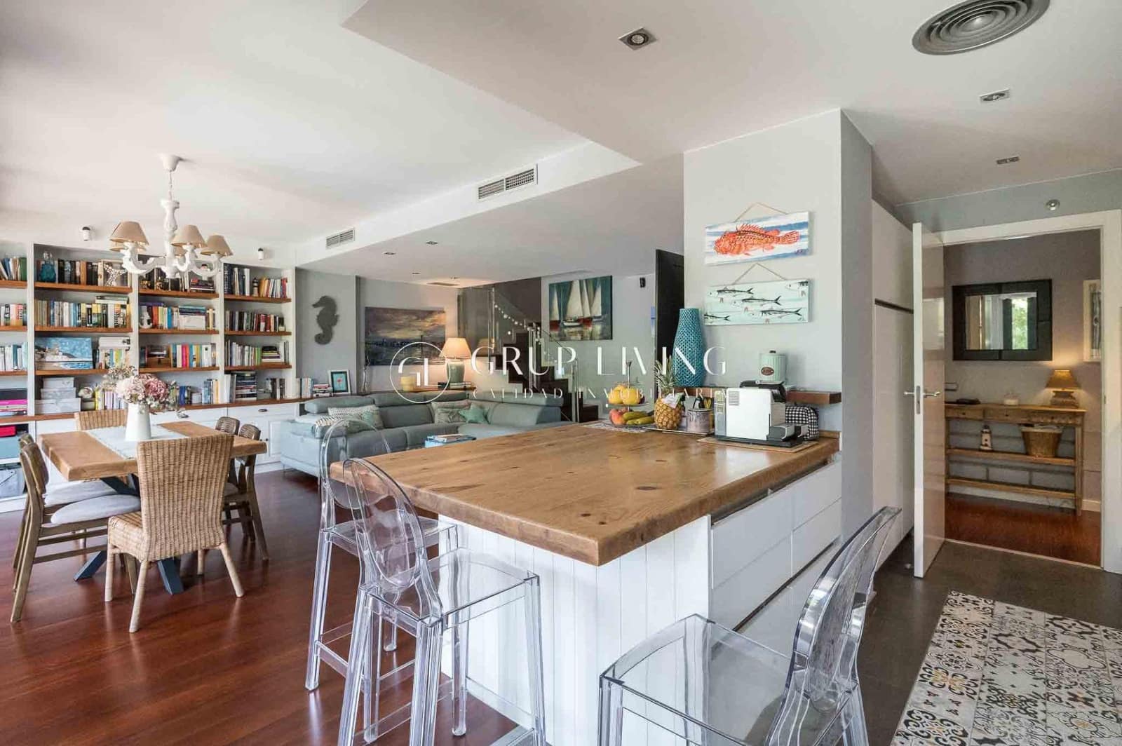 4 chambre Appartement à vendre à Sitges avec piscine garage - 1 175 000 € (Ref: 9200588)