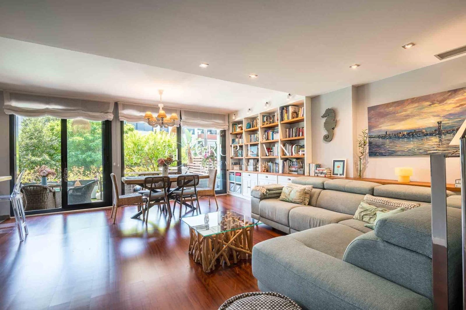 4 chambre Appartement à vendre à Sitges avec piscine garage - 1 175 000 € (Ref: 9200588)