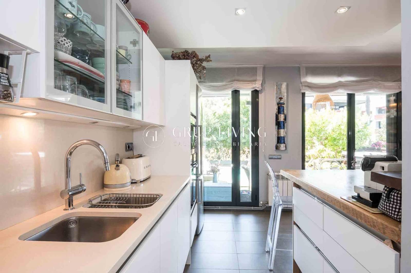 4 chambre Appartement à vendre à Sitges avec piscine garage - 1 175 000 € (Ref: 9200588)