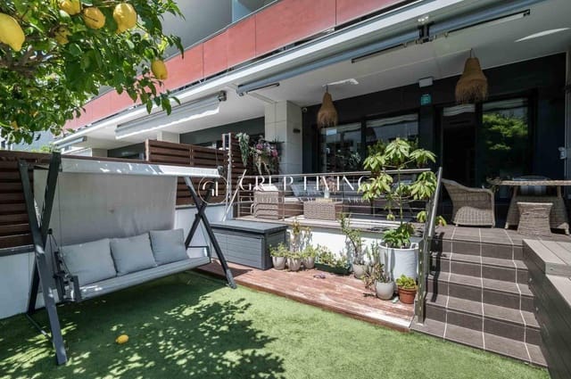 Piso de 4 habitaciones en Sitges en venta con piscina garaje - 1.175.000 € (Ref: 9200588)