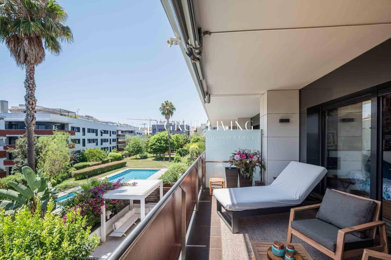 4 chambre Appartement à vendre à Sitges avec piscine garage - 1 175 000 € (Ref: 9200588)