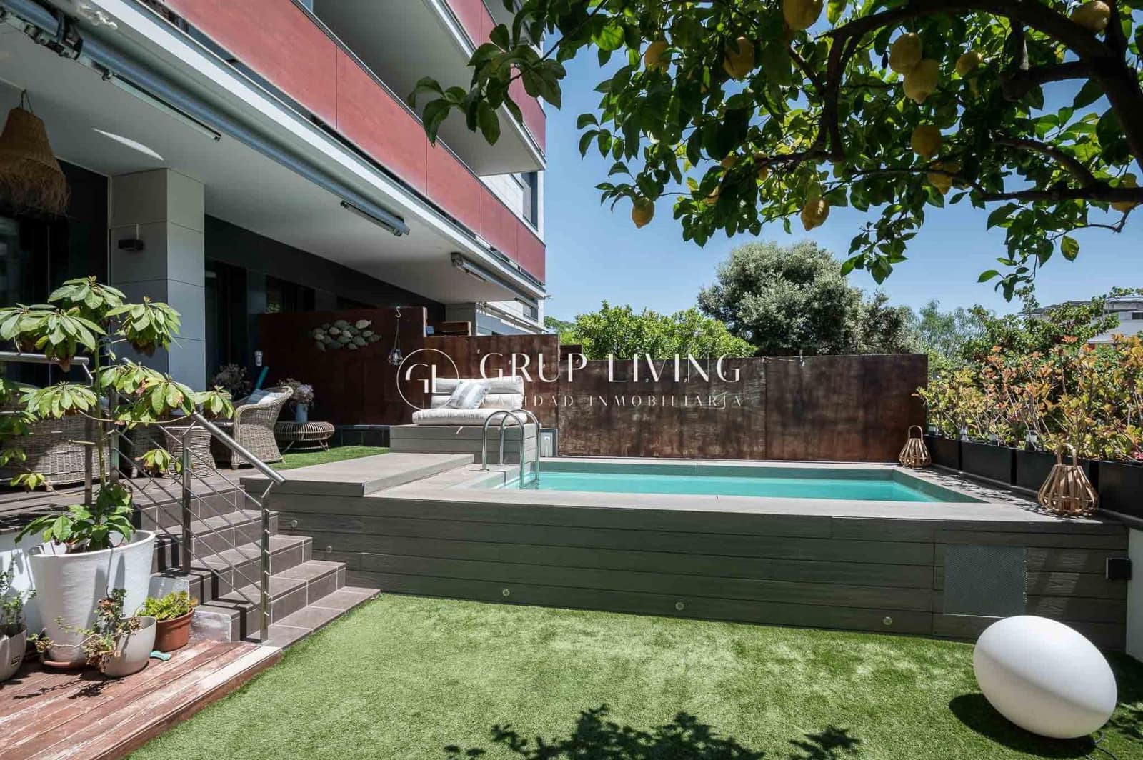 4 chambre Appartement à vendre à Sitges avec piscine garage - 1 175 000 € (Ref: 9200588)