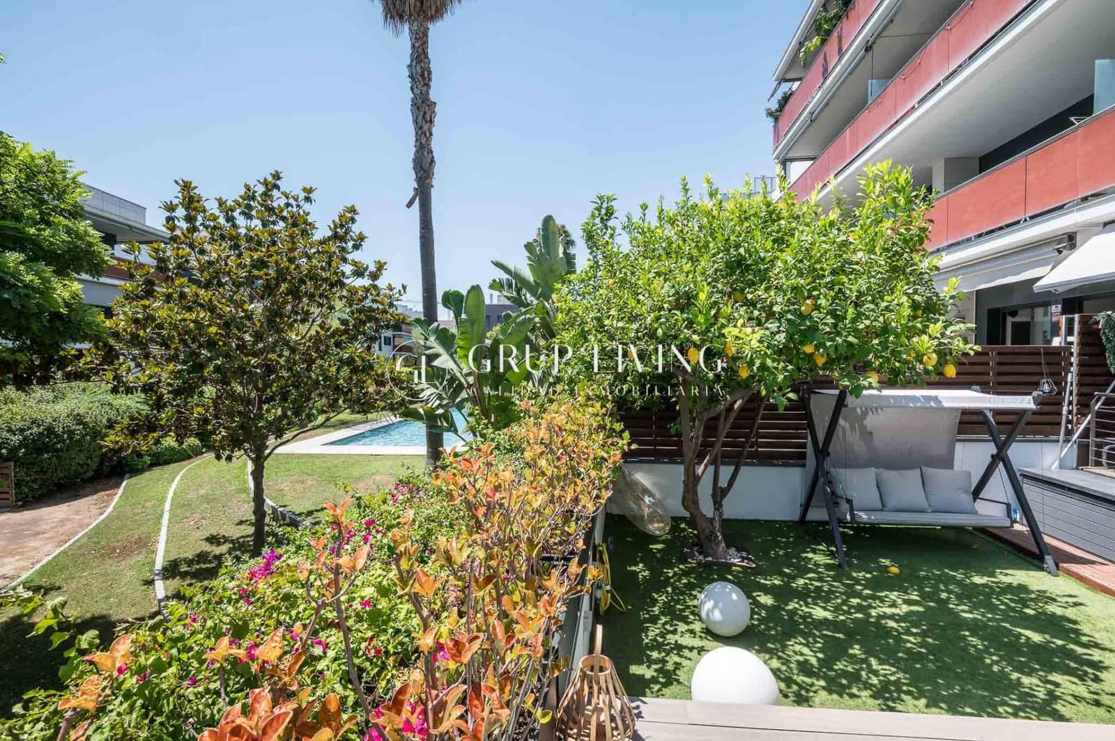 4 chambre Appartement à vendre à Sitges avec piscine garage - 1 175 000 € (Ref: 9200588)