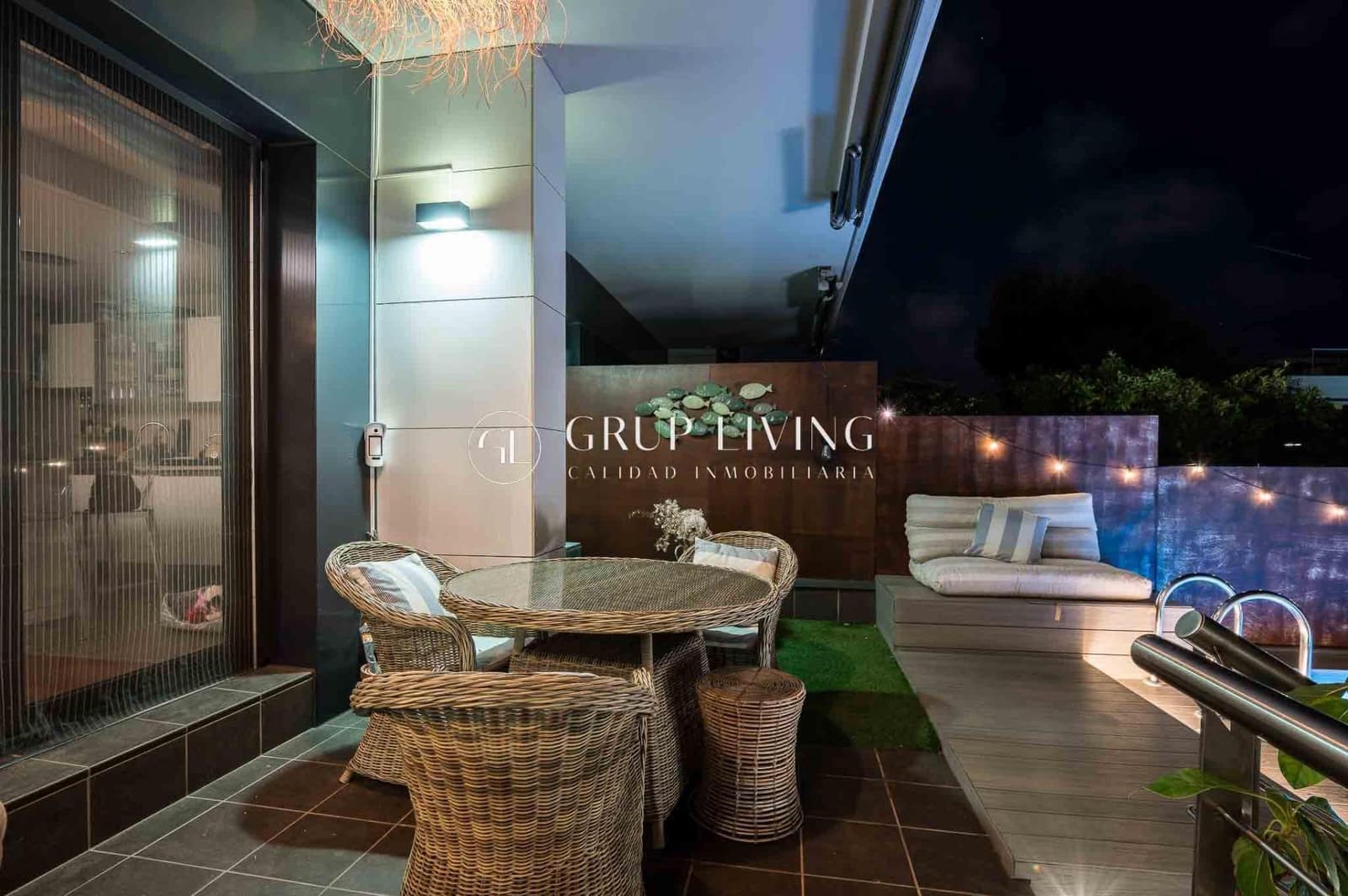 4 chambre Appartement à vendre à Sitges avec piscine garage - 1 175 000 € (Ref: 9200588)