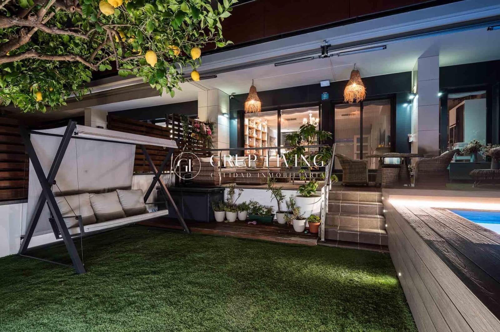 4 chambre Appartement à vendre à Sitges avec piscine garage - 1 175 000 € (Ref: 9200588)