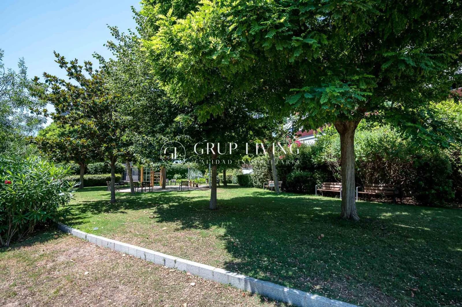 4 chambre Appartement à vendre à Sitges avec piscine garage - 1 175 000 € (Ref: 9200588)