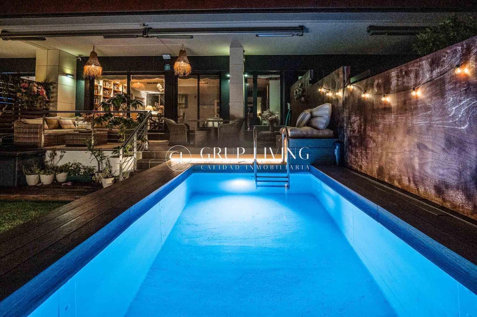 4 chambre Appartement à vendre à Sitges avec piscine garage - 1 175 000 € (Ref: 9200588)