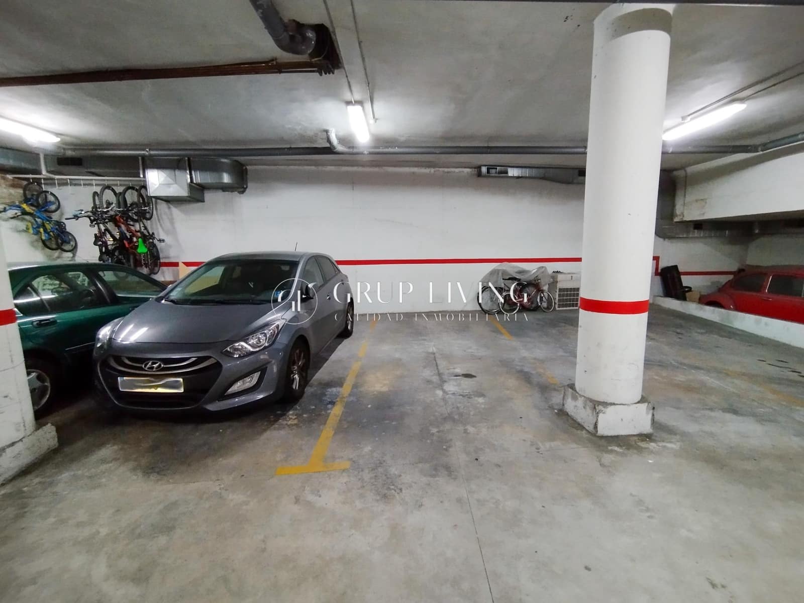 Garage til leje i Sitges - € 150 (Ref: 9206573)