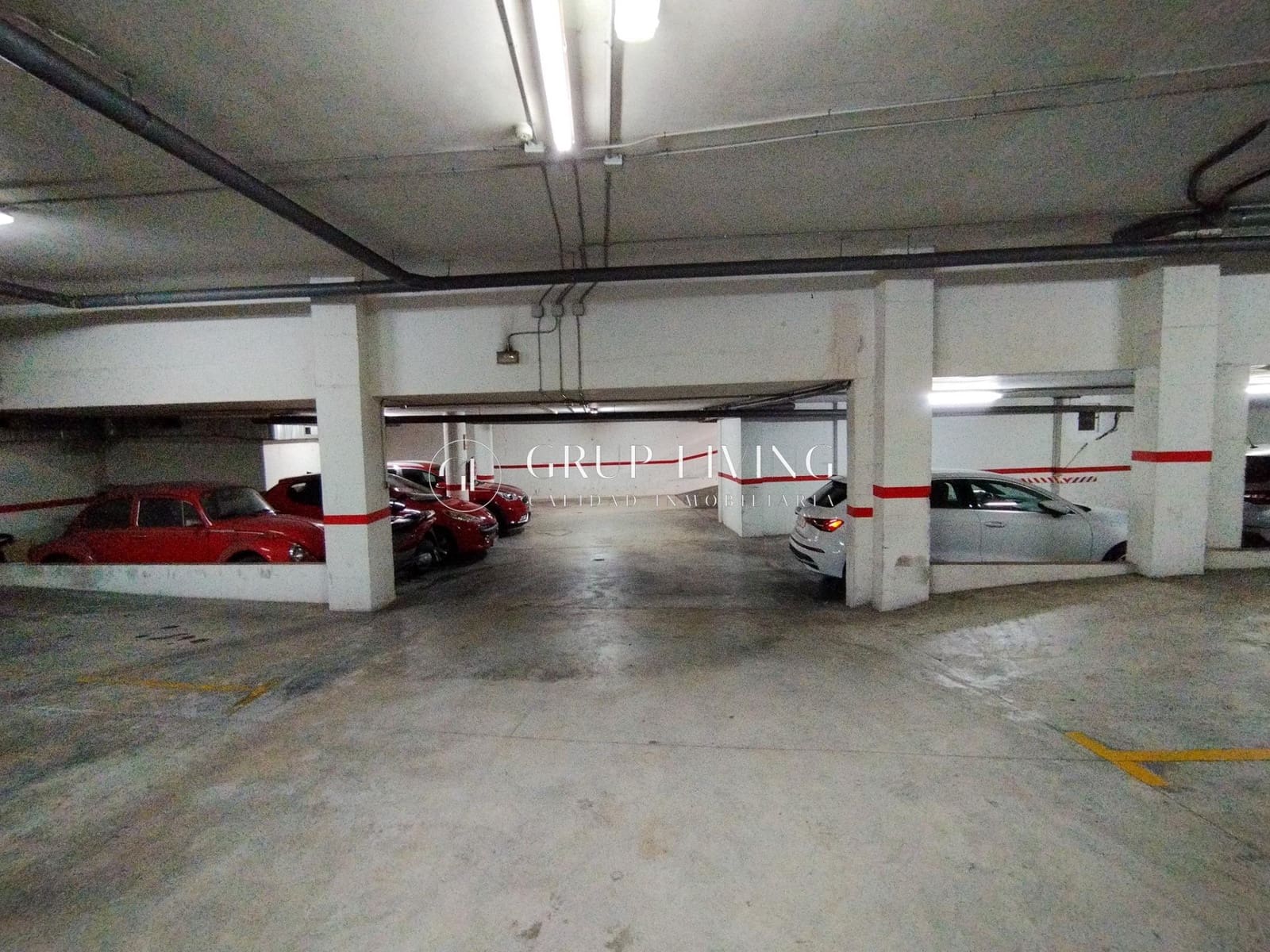 Garage til leje i Sitges - € 150 (Ref: 9206573)