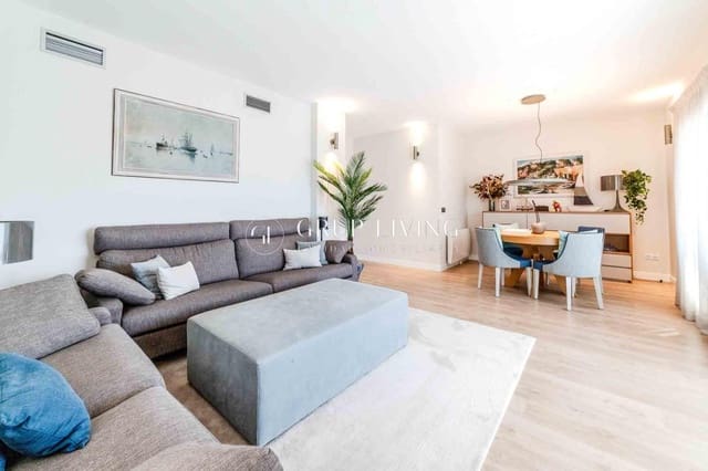 4 bedroom Flat for sale in Sitges with pool garage - € 925,000 (Ref: 9232666)