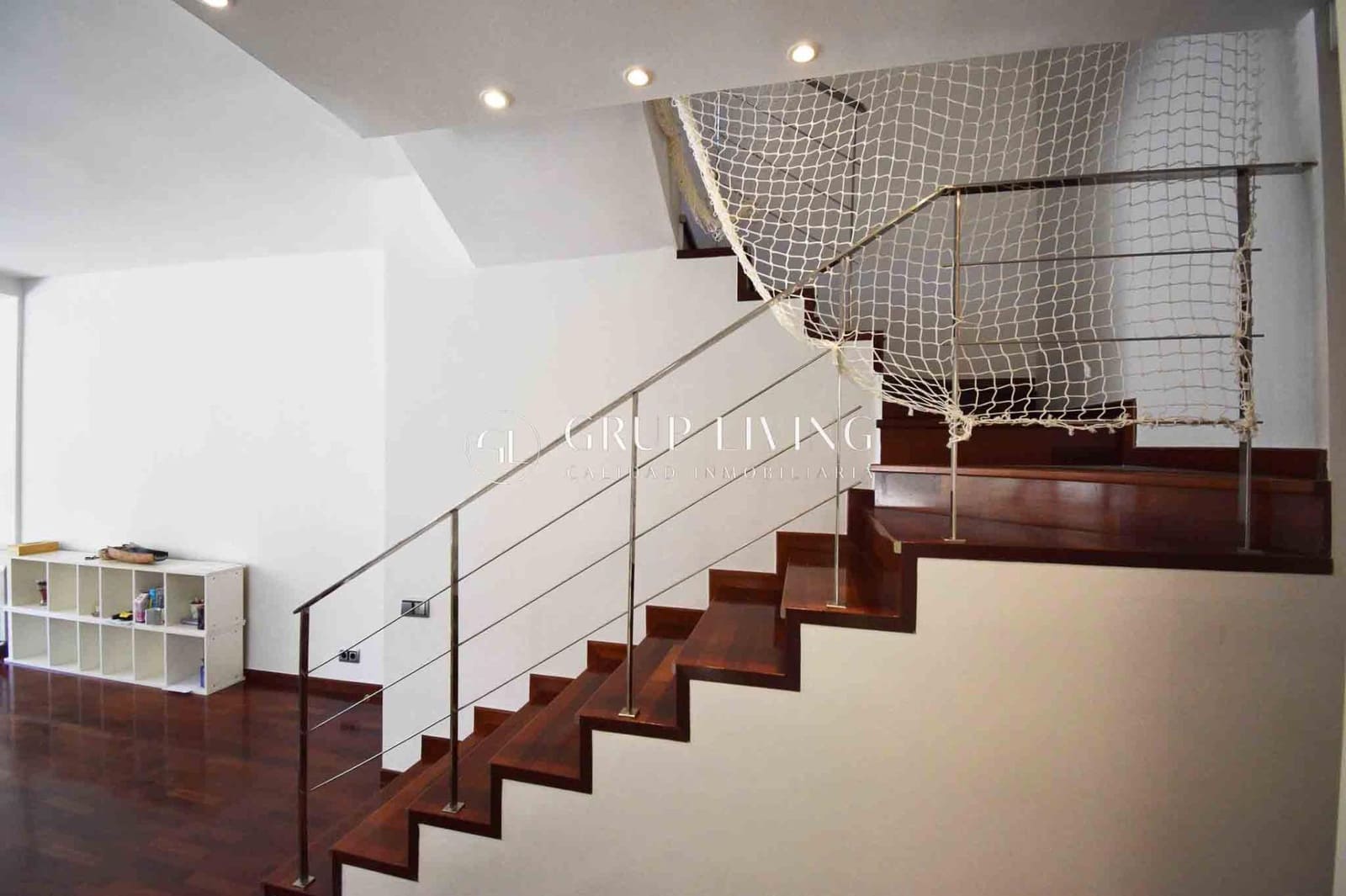 4 soveværelse Semi-Rækkehus til leje i Sitges med swimmingpool - € 3.800 (Ref: 9240053)