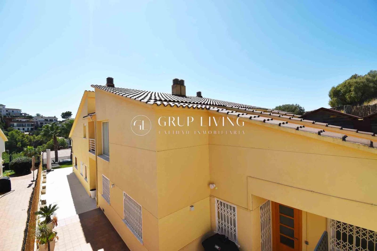 4 soveværelse Semi-Rækkehus til leje i Sitges med swimmingpool - € 3.800 (Ref: 9240053)