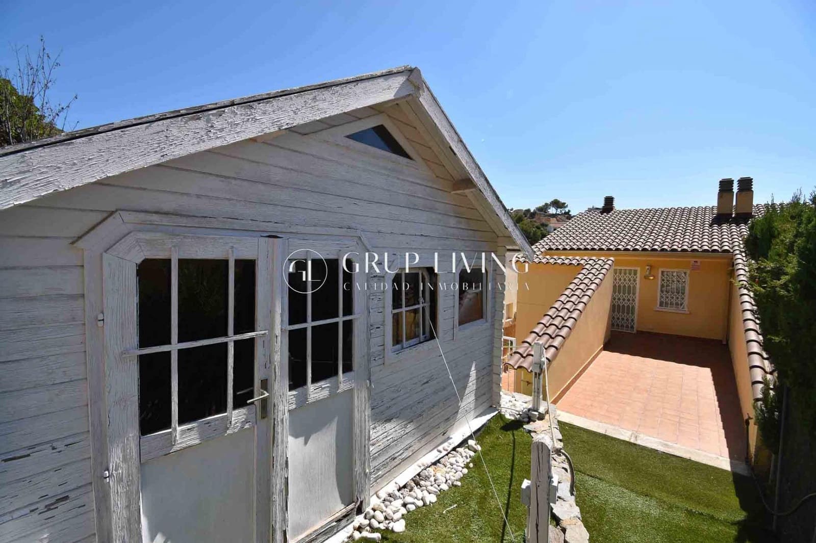 4 soveværelse Semi-Rækkehus til leje i Sitges med swimmingpool - € 3.800 (Ref: 9240053)