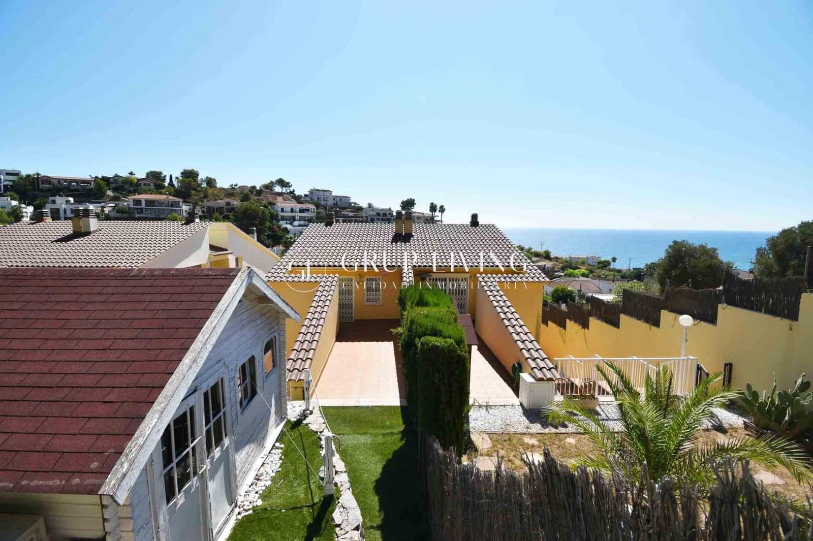 4 soveværelse Semi-Rækkehus til leje i Sitges med swimmingpool - € 3.800 (Ref: 9240053)