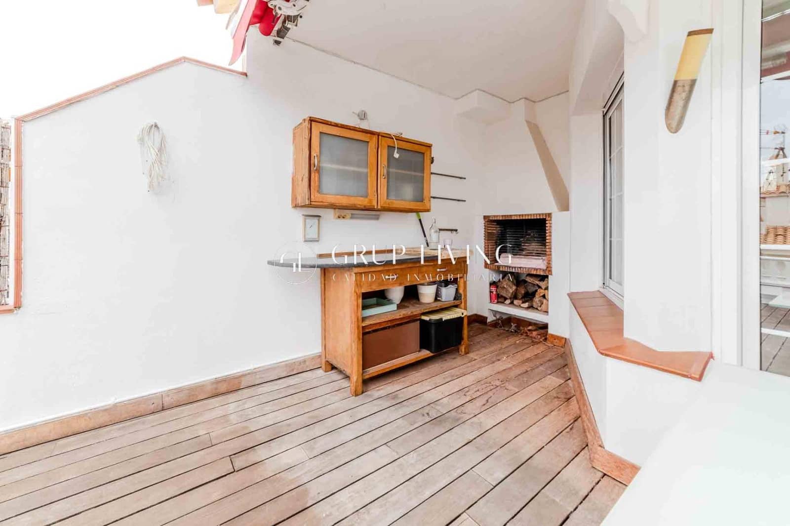 4 soveværelse Villa til salg i Sitges med swimmingpool garage - € 630.000 (Ref: 9240055)