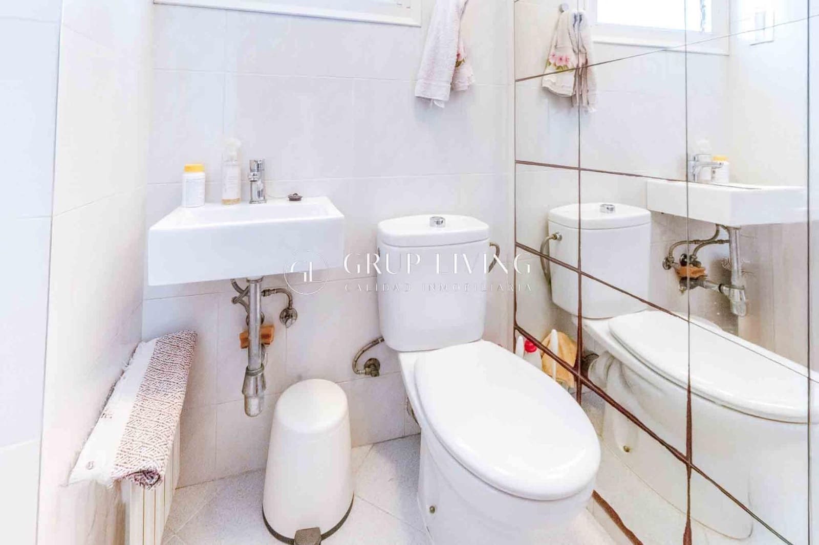 4 soveværelse Villa til salg i Sitges med swimmingpool garage - € 630.000 (Ref: 9240055)